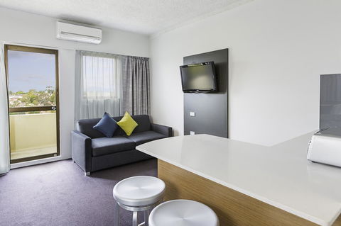 Metro Hotel Miranda - Hotel Gold Coast 8