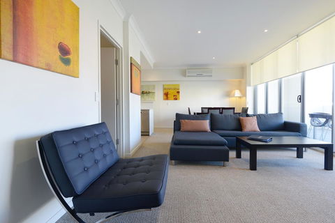 Macquarie Waters Boutique Apartment Hotel - Hotel Gold Coast 11