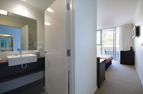 Macquarie Waters Boutique Apartment Hotel - Hotel Gold Coast 24