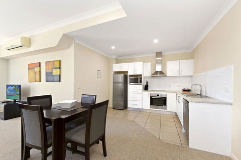 Macquarie Waters Boutique Apartment Hotel - Hotel Gold Coast 6