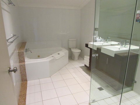 Crowne Plaza Hawkesbury Valley, An IHG Hotel - Hotel Gold Coast 14