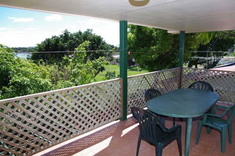 Bellhaven 2, 17 Willow Street - Hotel Gold Coast 2