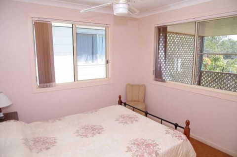 Bellhaven 2, 17 Willow Street - Hotel Gold Coast 3