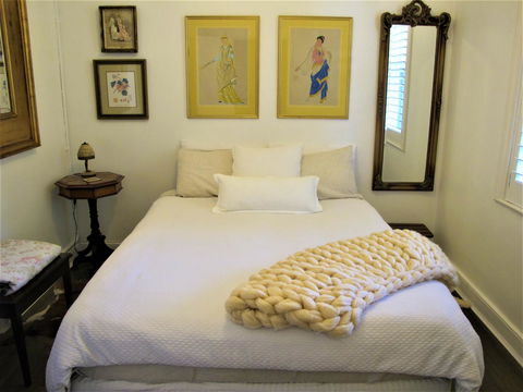 Apple Tree Cottage - Hotel Gold Coast 8