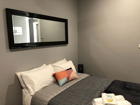 The Mark Studios - Hotel Gold Coast 5