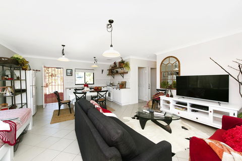 The Woods Farm Jervis Bay - Hotel Gold Coast 16