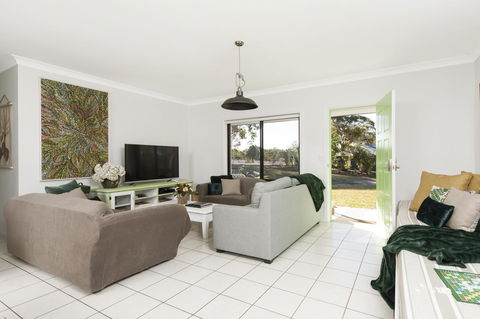 The Woods Farm Jervis Bay - Hotel Gold Coast 44