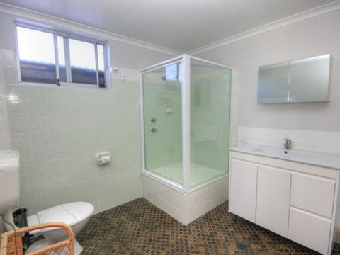 45 Wharf Street - Whole House - Hotel Gold Coast 8