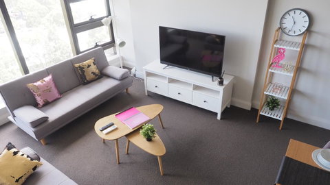 Skygarden Olympic Park View 2 Bedroom Apartment - Hotel Gold Coast 30