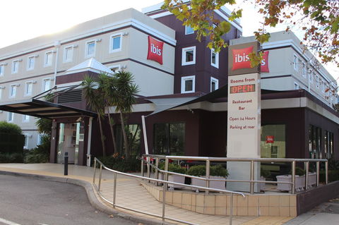 Ibis Newcastle - Hotel Gold Coast 1
