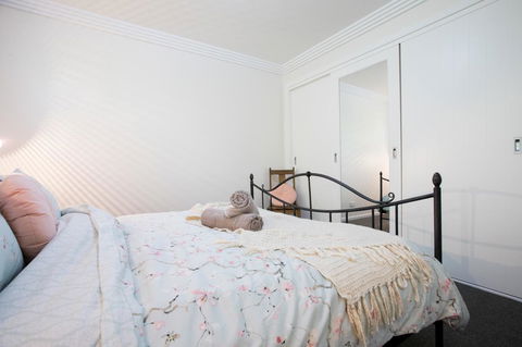 Armidale Cottage - House 2 - Hotel Gold Coast 24