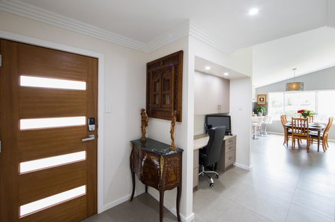 Armidale Cottage - House 2 - Hotel Gold Coast 7