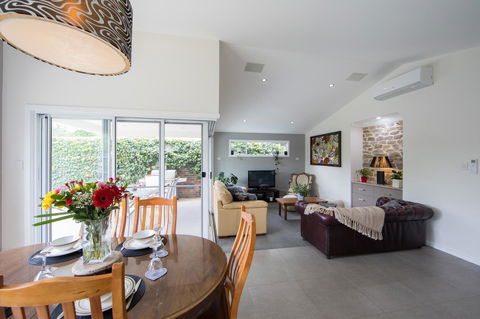 Armidale Cottage - House 2 - Hotel Gold Coast 20