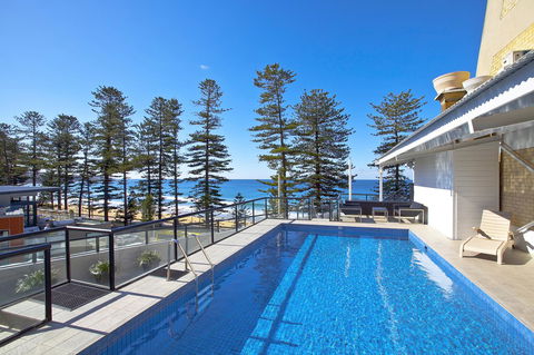 Manly Paradise Motel & Apartments - Hotel Gold Coast 2