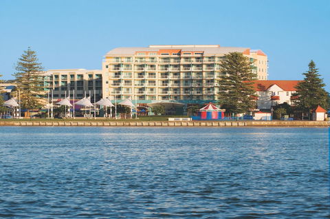 Oaks The Entrance Waterfront Suites - Hotel Gold Coast 9