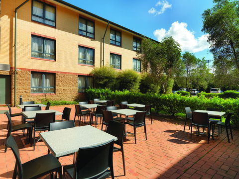 Mercure Sydney Manly Warringah - Hotel Gold Coast 3