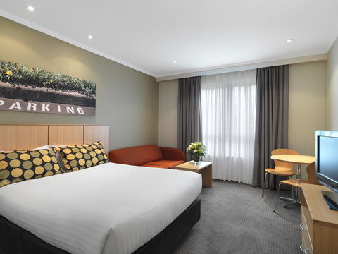 Mercure Sydney Bankstown - Hotel Gold Coast 4