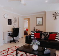 Central Wagga Self Catering Apartment - Hotel Gold Coast