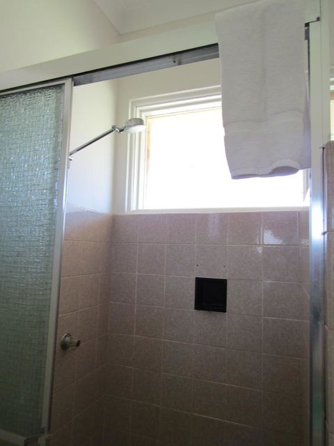 Allonville Gardens Motel - Hotel Gold Coast 23