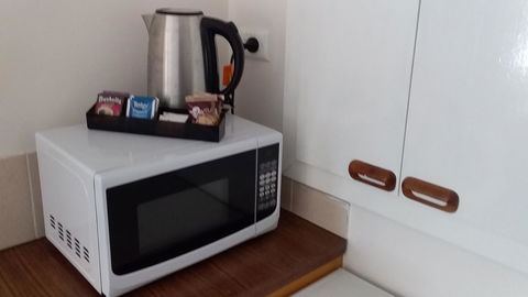 Allonville Gardens Motel - Hotel Gold Coast 6