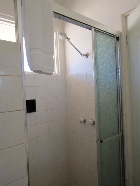 Allonville Gardens Motel - Hotel Gold Coast 17