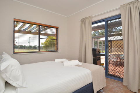 JE Guesthouse, Central To All The Hunter Valley Has To Offer - Hotel Gold Coast 30