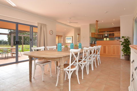 JE Guesthouse, Central To All The Hunter Valley Has To Offer - Hotel Gold Coast 0