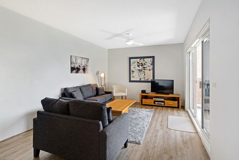 Victoria Parade, Kiah, Unit 10, 53 - Hotel Gold Coast 2