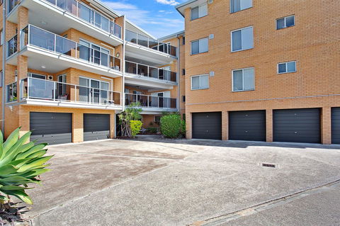 Victoria Parade, Kiah, Unit 10, 53 - Hotel Gold Coast 12