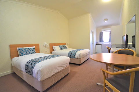 Boulevarde Motor Inn - Hotel Gold Coast 7