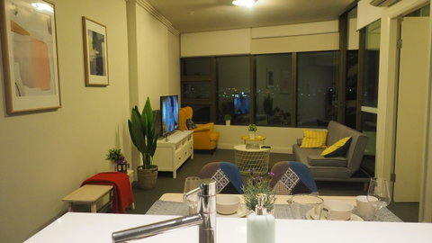 Sky Garden Olympic Park - Hotel Gold Coast 1