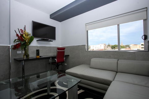 Honeysuckle Executive Apartments - Hotel Gold Coast 17