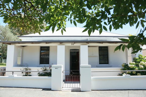 99 Hill Street Apartments - Hotel Gold Coast 0