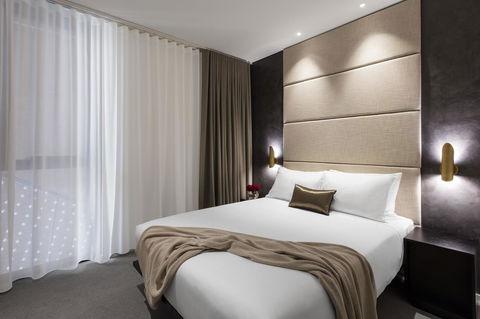 SKYE Suites Sydney - Hotel Gold Coast 23