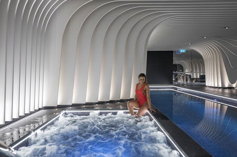 SKYE Suites Sydney - Hotel Gold Coast 32