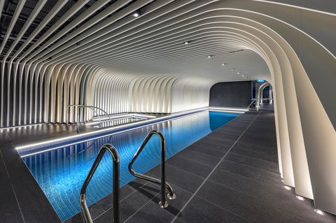 SKYE Suites Sydney - Hotel Gold Coast 0