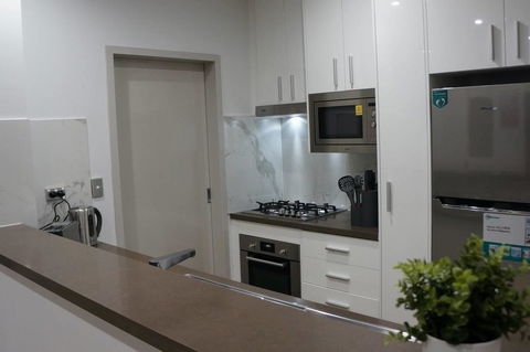 Specious Apartment With 2 Large Bedrooms - Hotel Gold Coast 16