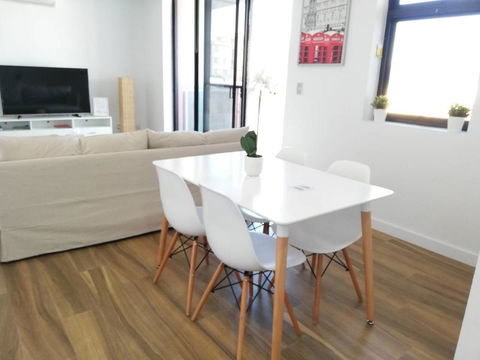 Specious Apartment With 2 Large Bedrooms - Hotel Gold Coast 6