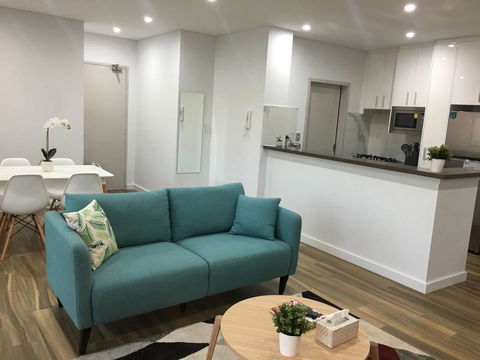 Specious Apartment With 2 Large Bedrooms - Hotel Gold Coast 14