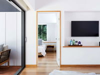 Book Byron Bay Accommodation Vacations Hotel Gold Coast Hotel Gold Coast