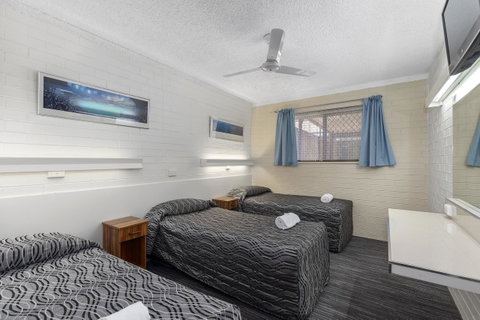 Coastal Bay Motel - Hotel Gold Coast 17