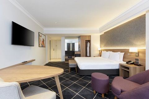 Furama Darling Harbour - Hotel Gold Coast 17