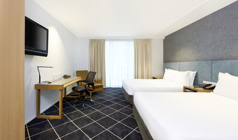 Furama Darling Harbour - Hotel Gold Coast 37