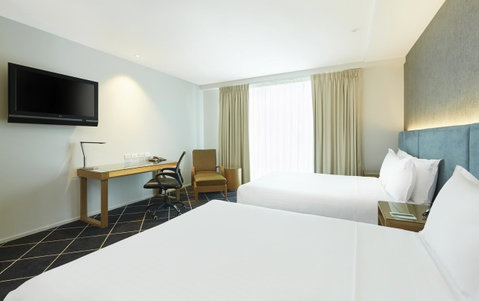 Furama Darling Harbour - Hotel Gold Coast 11