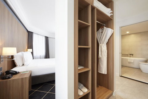 Furama Darling Harbour - Hotel Gold Coast 35