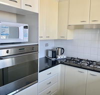 Castle Serviced Apartments - Hotel Gold Coast