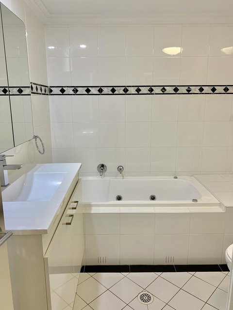 Castle Serviced Apartments - Hotel Gold Coast 16