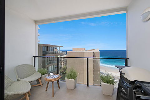 Arena Luxury Beachfront Apartment - Hotel Gold Coast 14