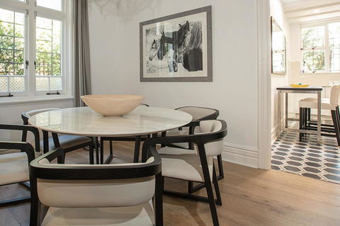 Elegant Family Home Close To Harbour And Views - Hotel Gold Coast 4