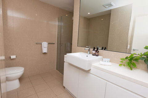 The Penthouse - Hotel Gold Coast 25